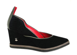 Black Wedge classic vegan shoes made in Italy by Ivana Basilotta for No Ones Skin  